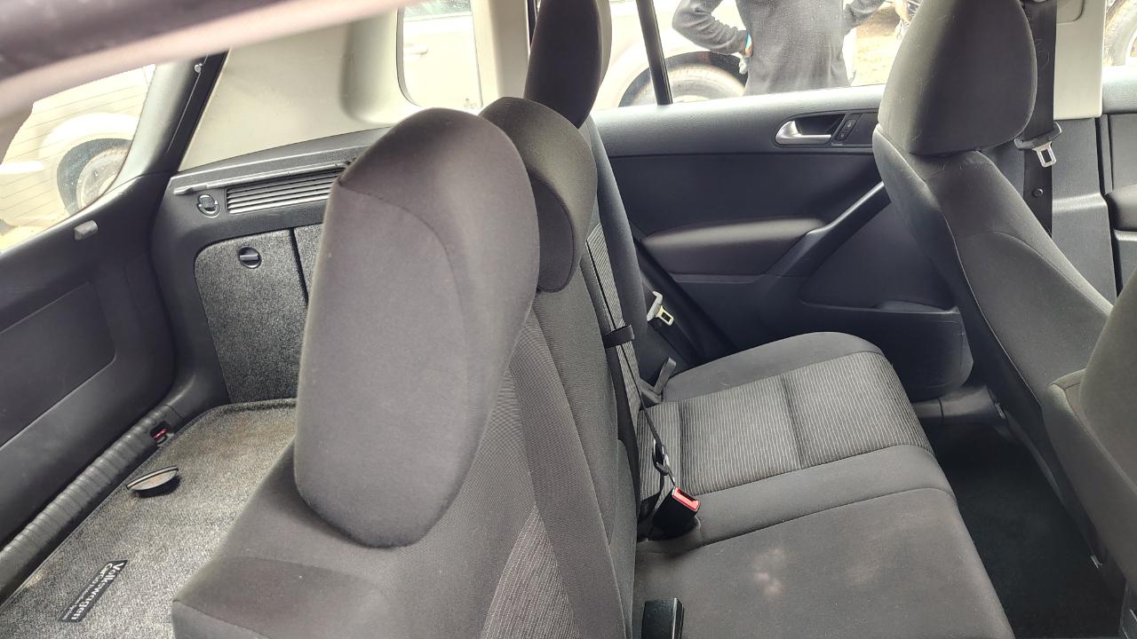 Volkswagen Tiguan 2WD 4dr Auto R-Line 2015