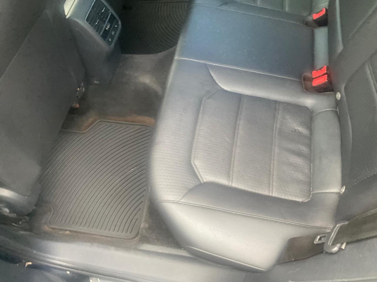 Volkswagen Passat 1.8T SE w/Technology Auto 2017