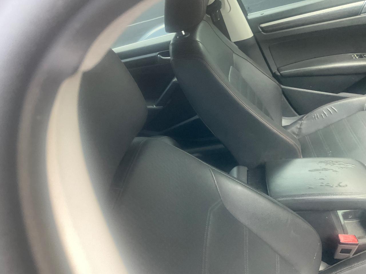Volkswagen Passat 1.8T SE w/Technology Auto 2017