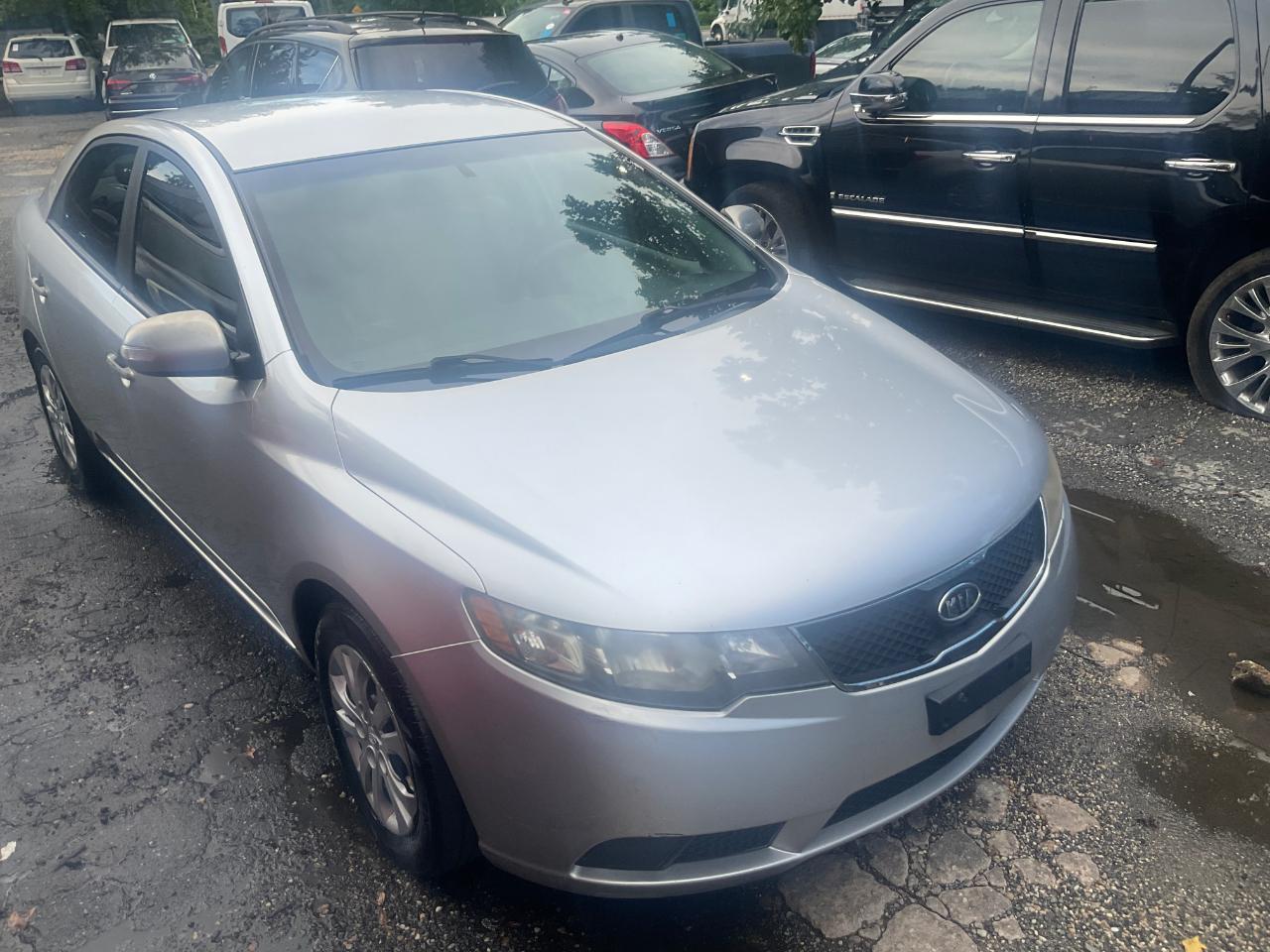 Kia Forte 4dr Sdn Auto EX 2010