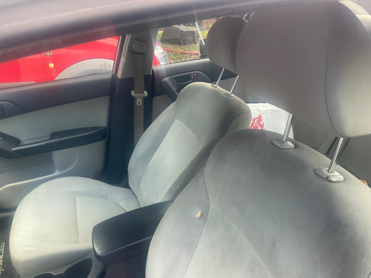 Kia Forte 4dr Sdn Auto EX 2010