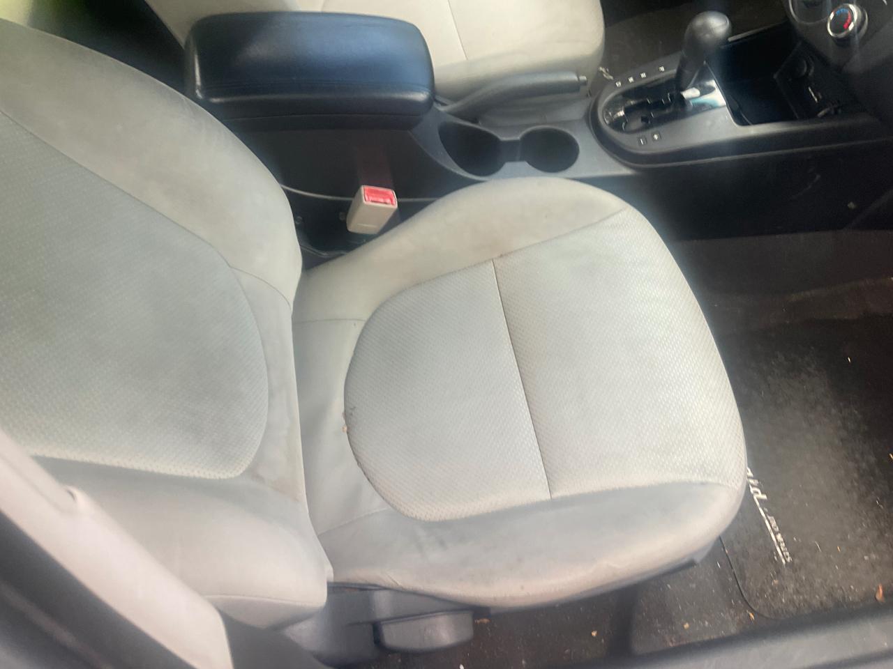 Kia Forte 4dr Sdn Auto EX 2010