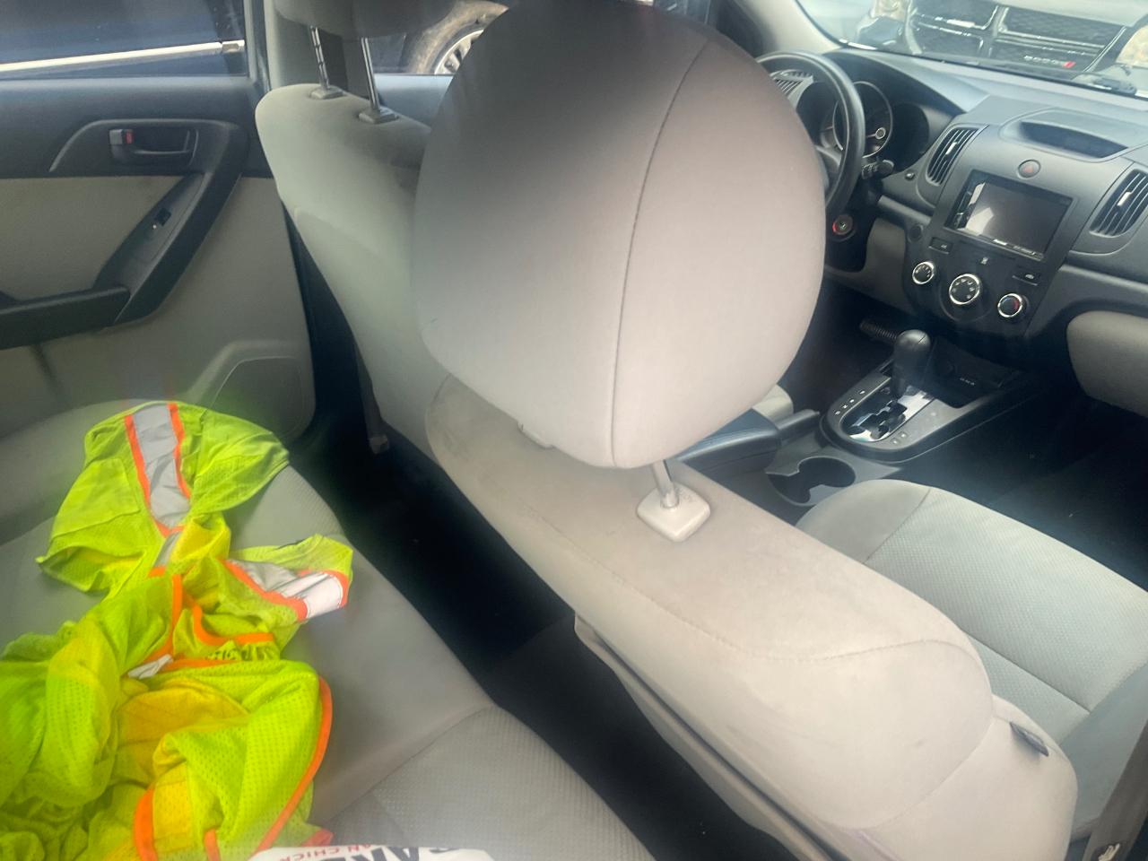 Kia Forte 4dr Sdn Auto EX 2010