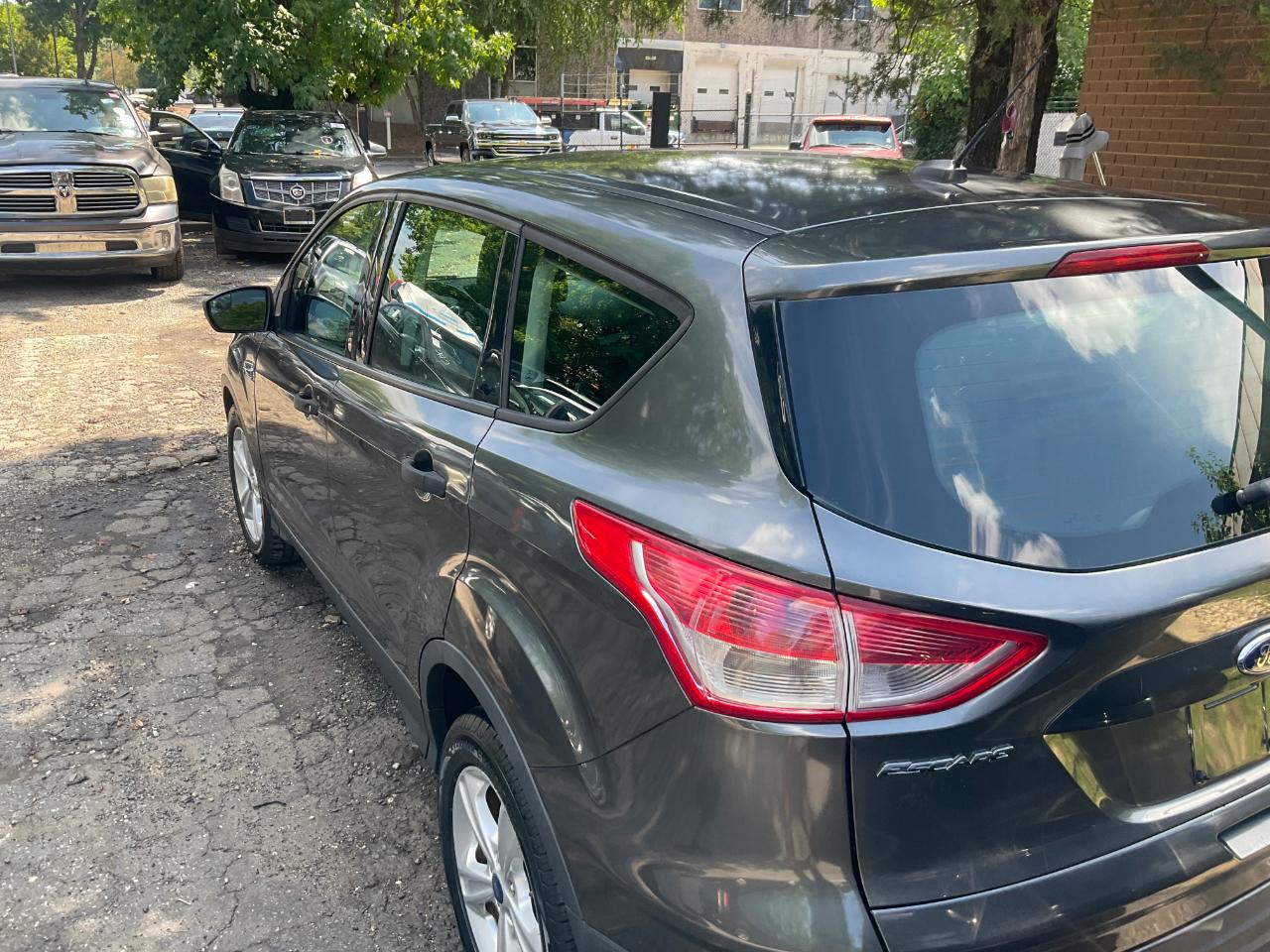 Ford Escape FWD 4dr S 2016