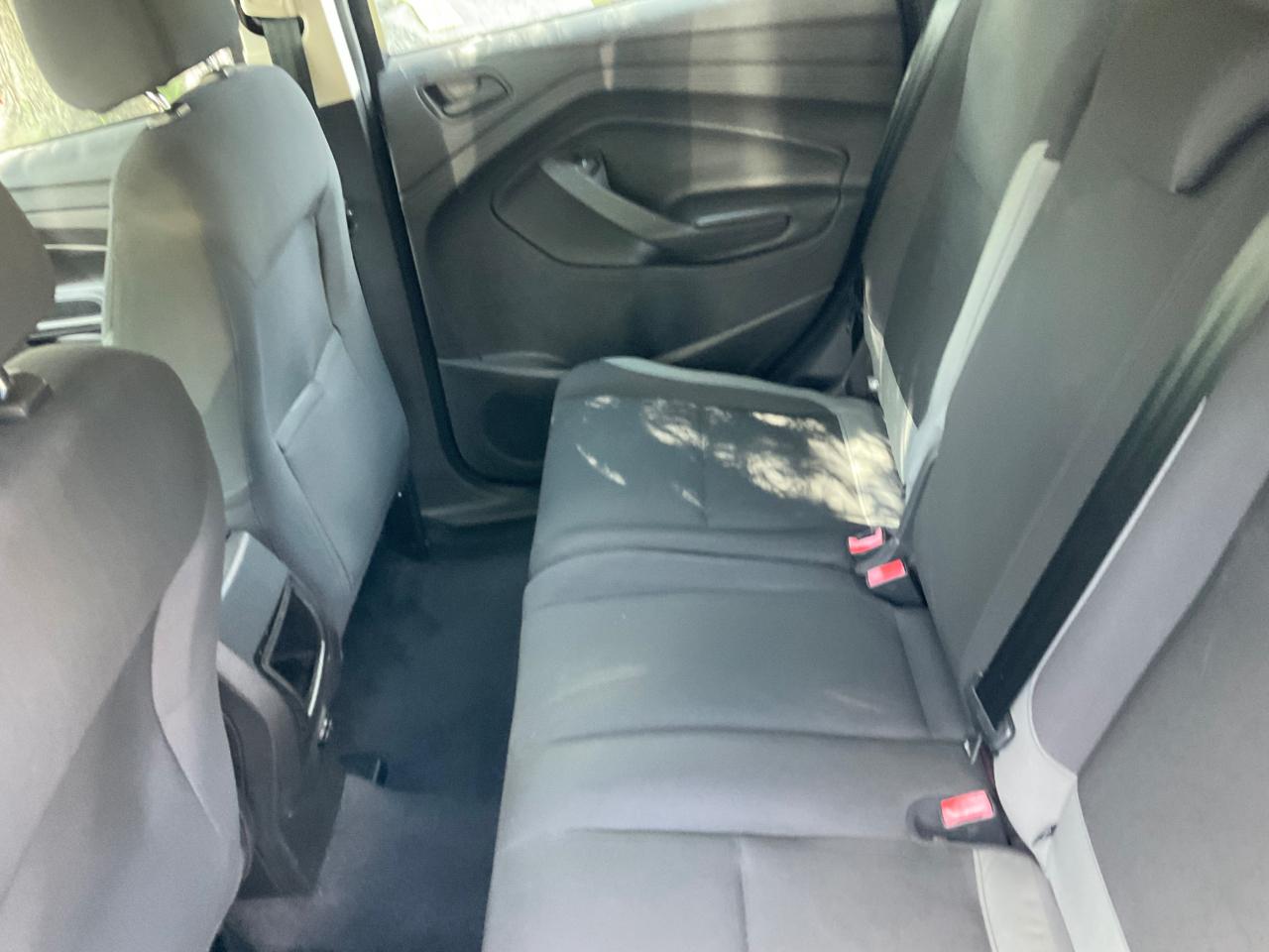 Ford Escape FWD 4dr S 2016