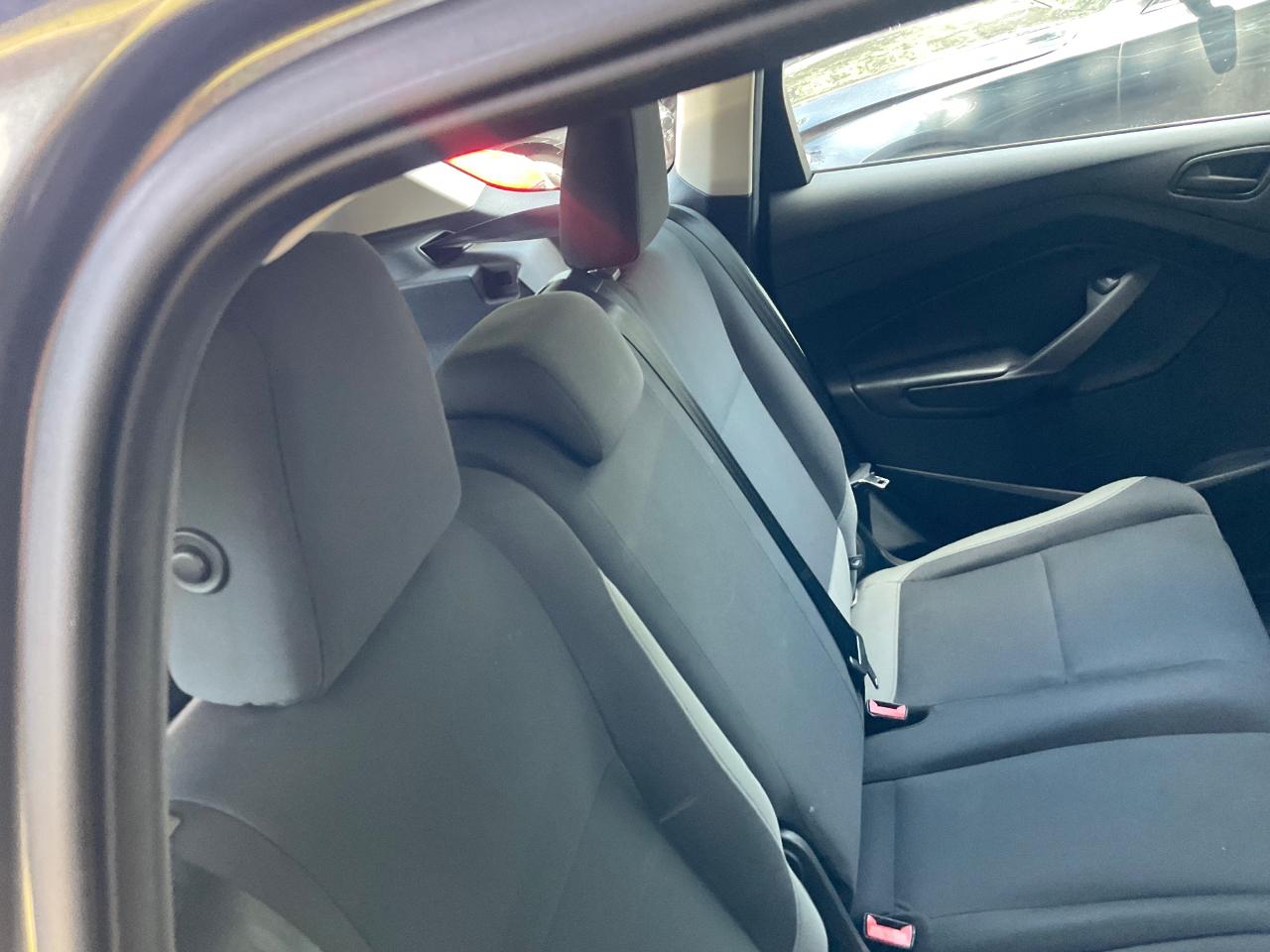 Ford Escape FWD 4dr S 2016