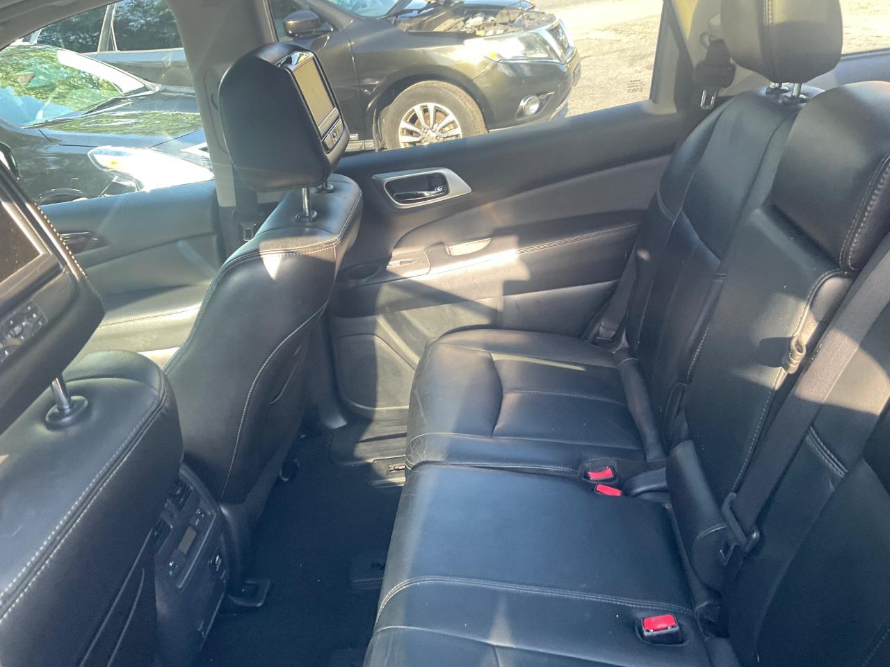Nissan Pathfinder 4WD 4dr SL 2013
