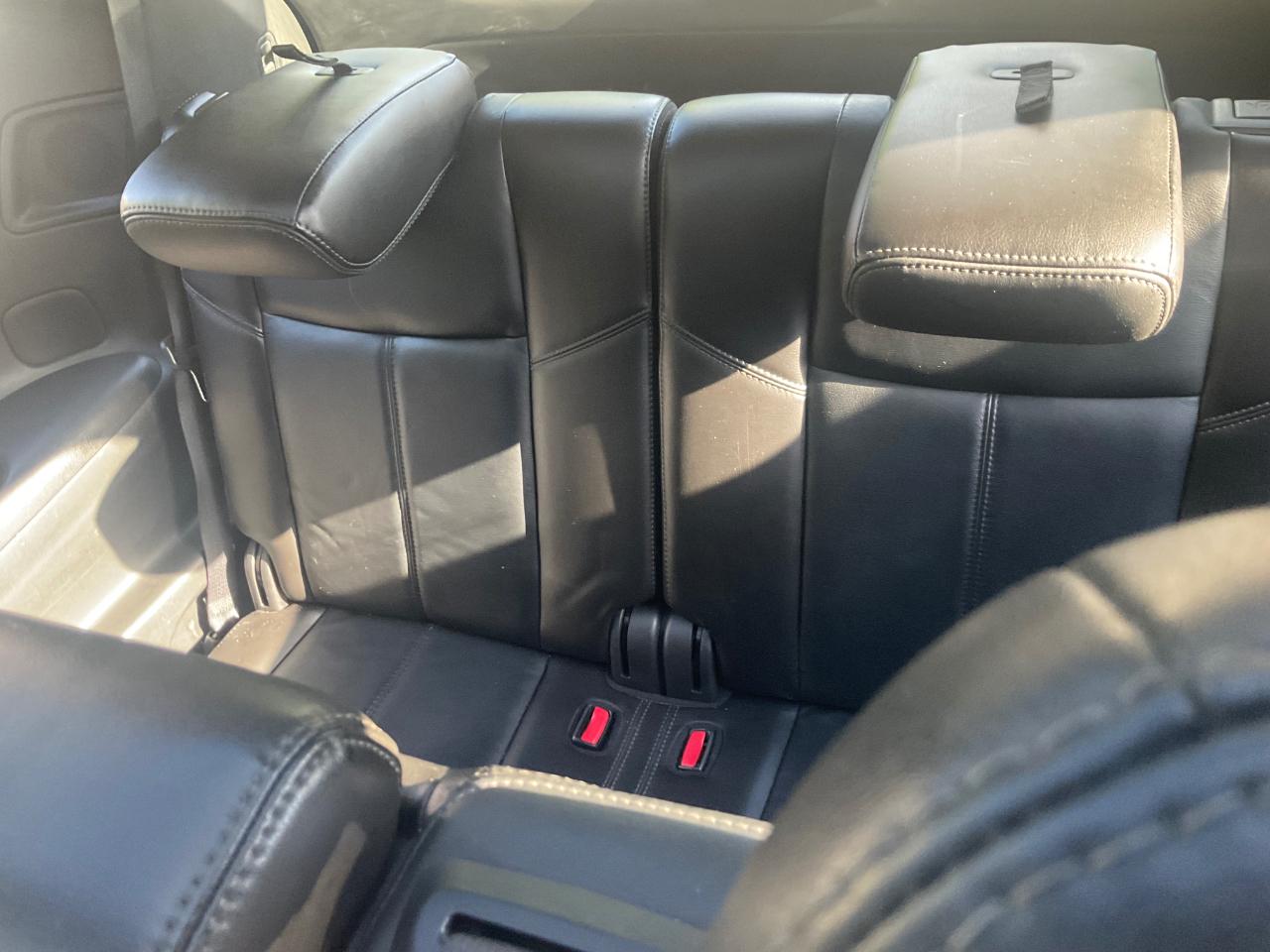 Nissan Pathfinder 4WD 4dr SL 2013