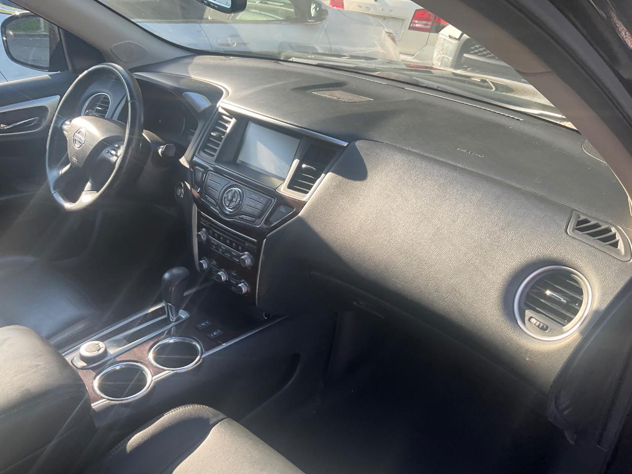 Nissan Pathfinder 4WD 4dr SL 2013