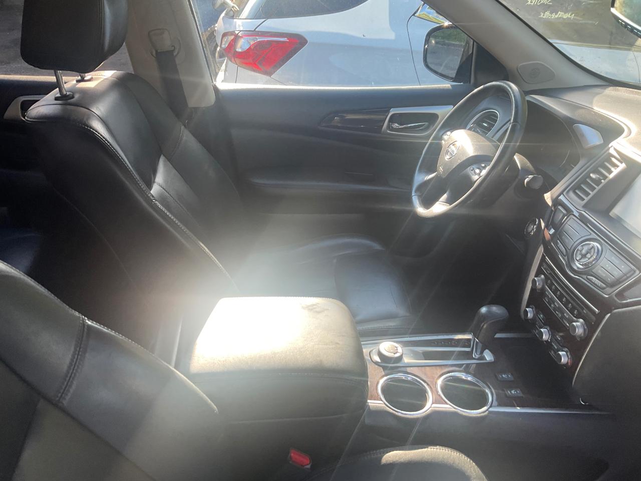 Nissan Pathfinder 4WD 4dr SL 2013