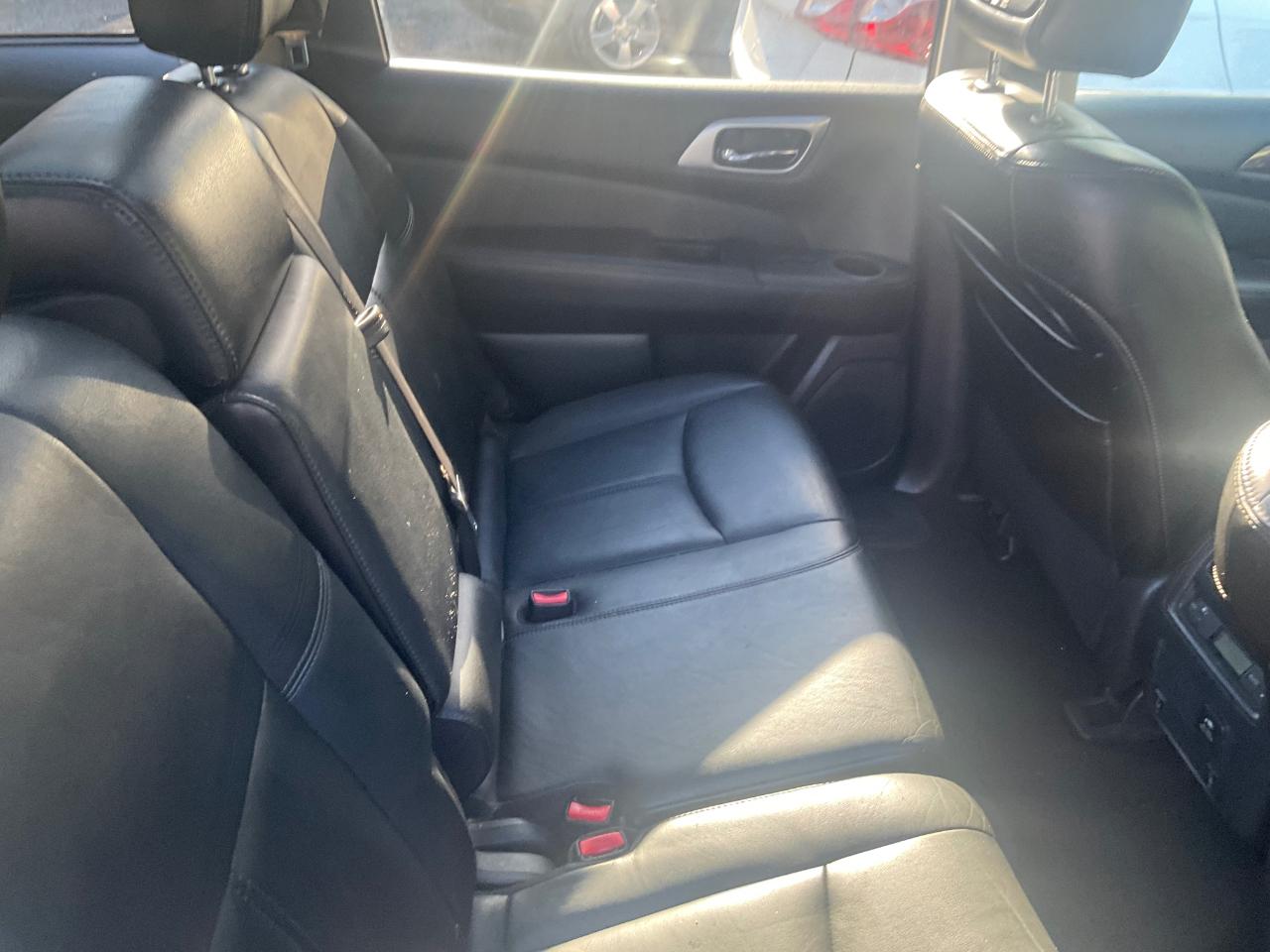 Nissan Pathfinder 4WD 4dr SL 2013