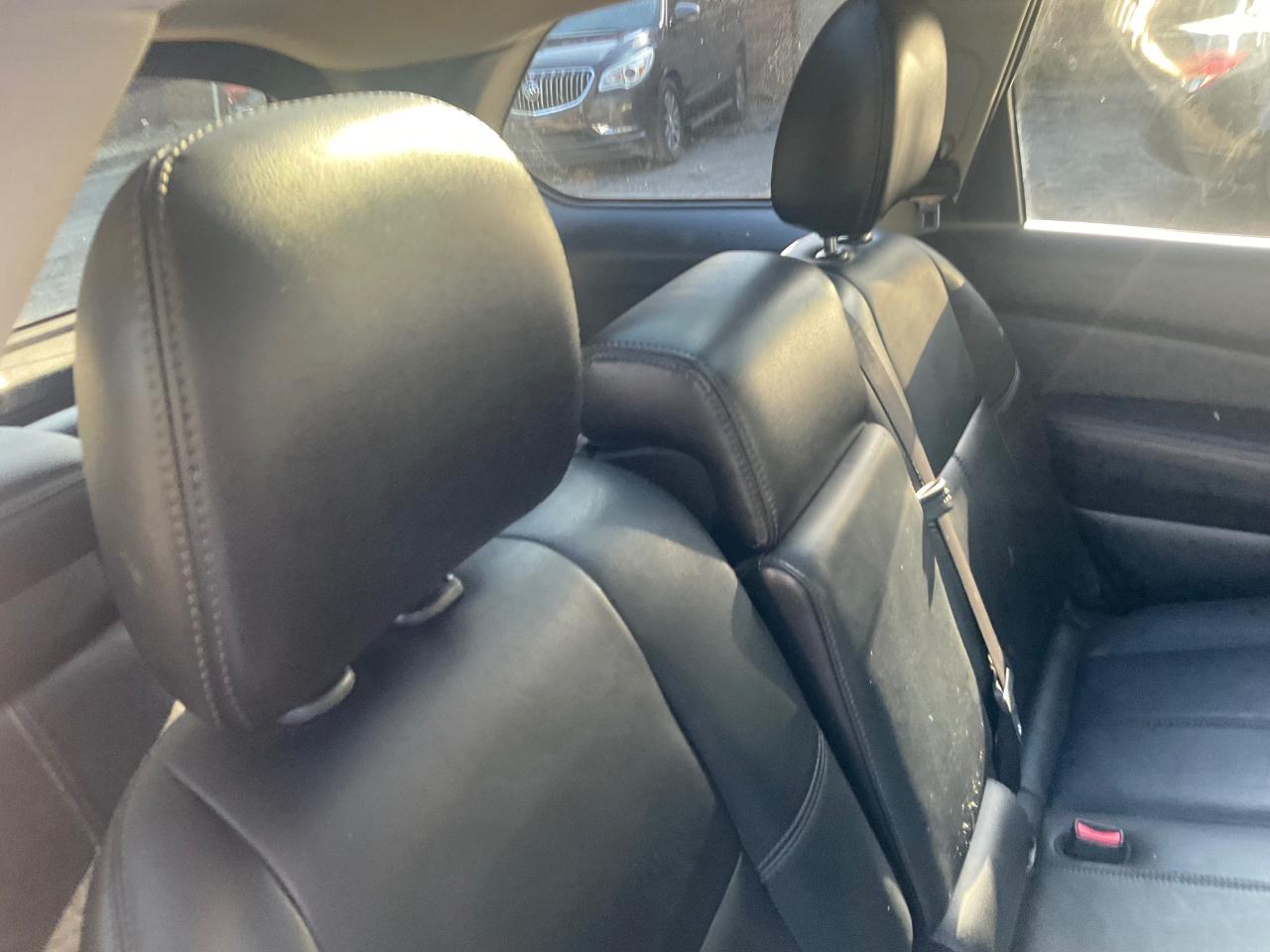 Nissan Pathfinder 4WD 4dr SL 2013