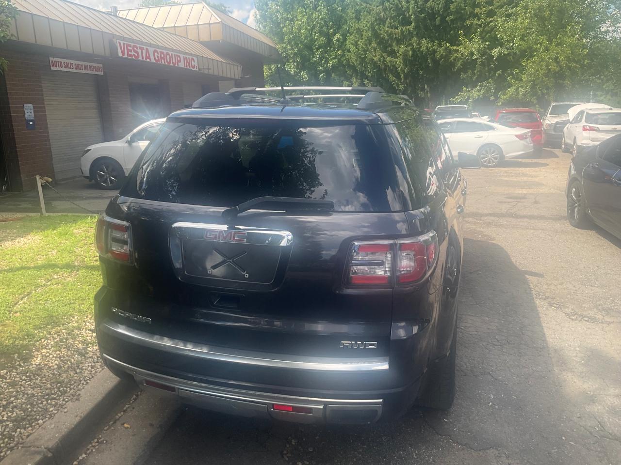GMC Acadia AWD 4dr Denali 2015