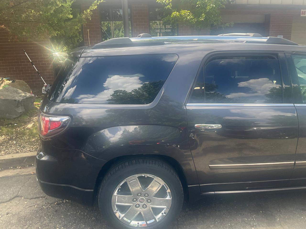 GMC Acadia AWD 4dr Denali 2015