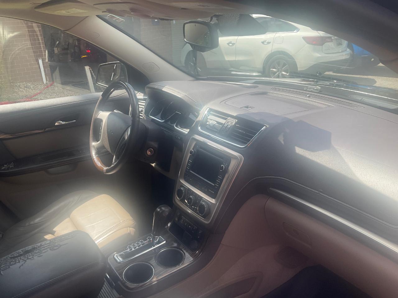 GMC Acadia AWD 4dr Denali 2015