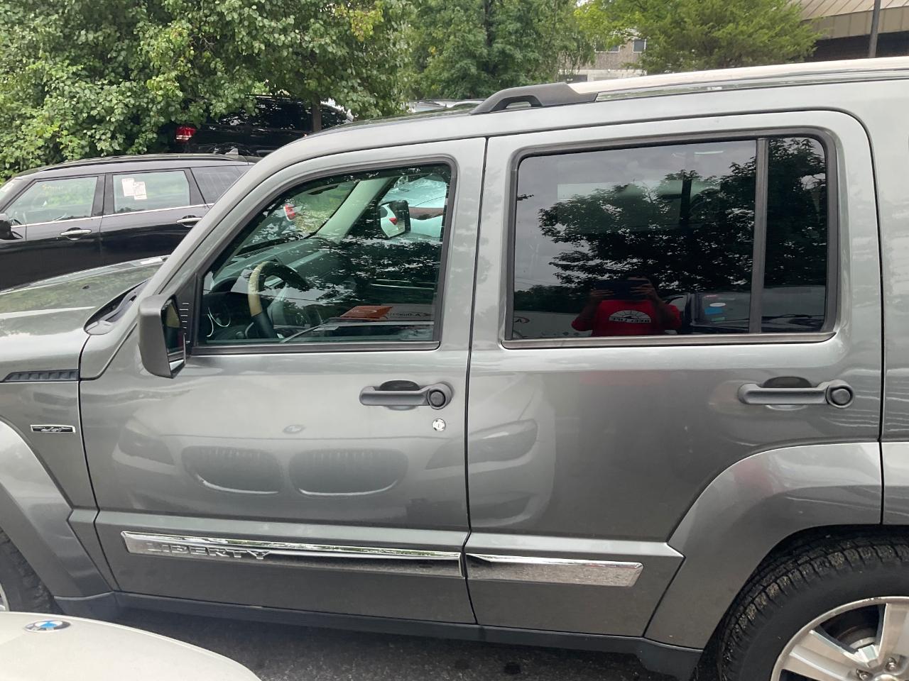Jeep Liberty 4WD 4dr Limited Jet 2012