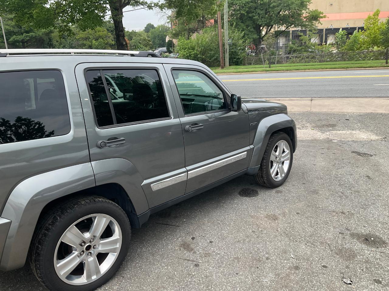 Jeep Liberty 4WD 4dr Limited Jet 2012