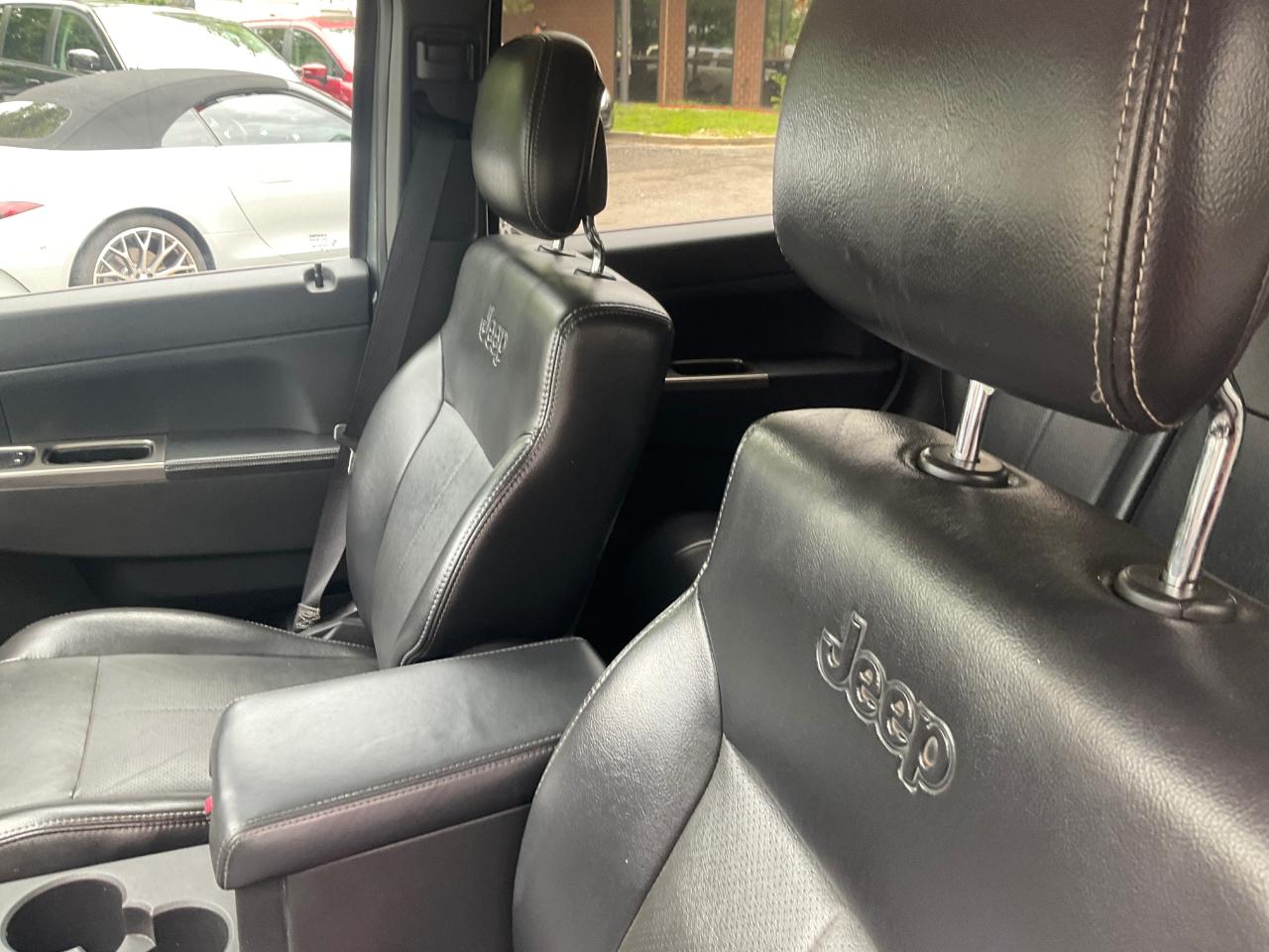 Jeep Liberty 4WD 4dr Limited Jet 2012