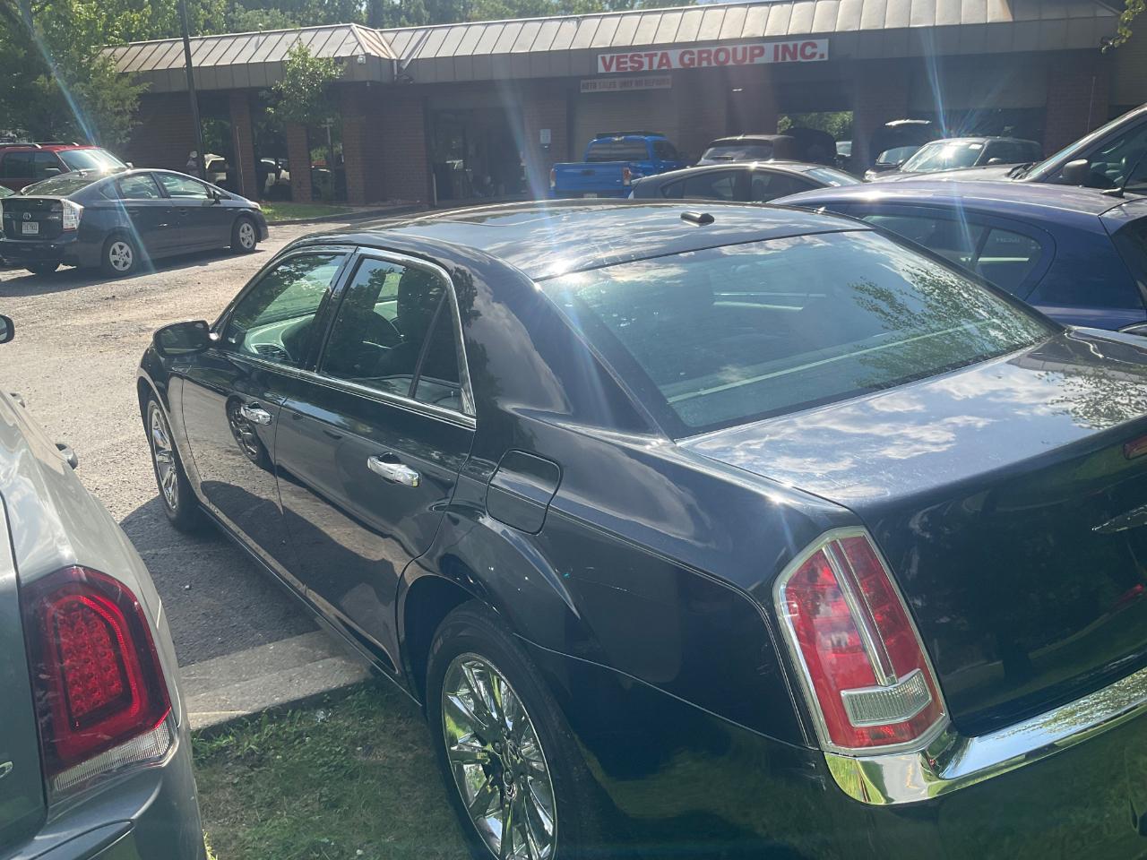Chrysler 300 4dr Sdn 300C RWD 2014