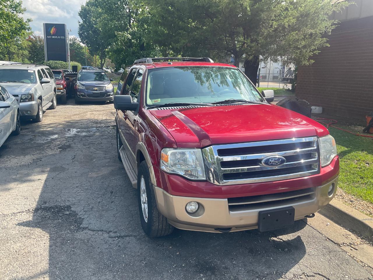 Ford Expedition 4WD 4dr King Ranch 2014