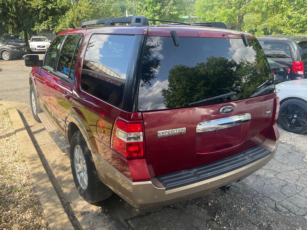 Ford Expedition 4WD 4dr King Ranch 2014