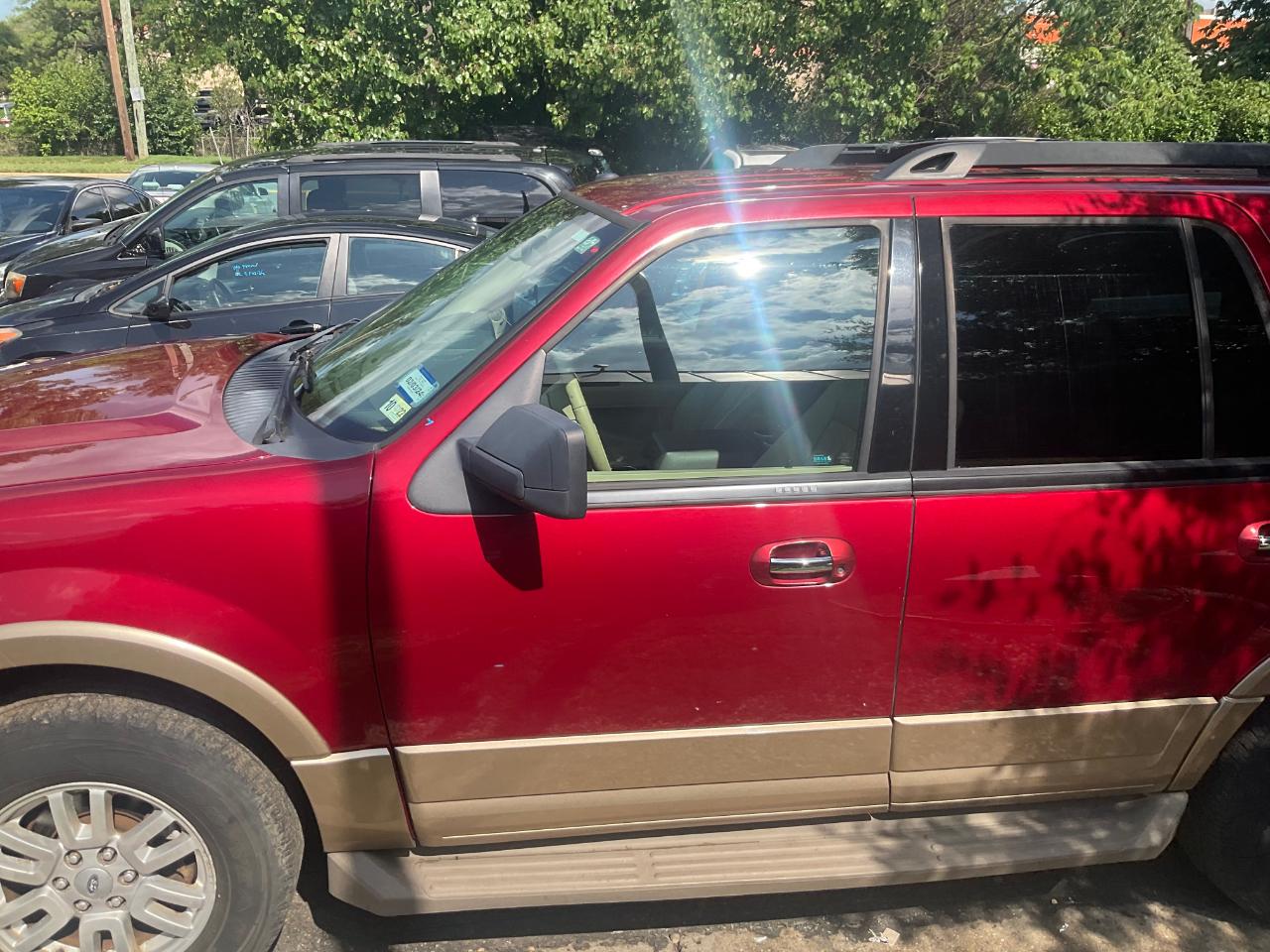 Ford Expedition 4WD 4dr King Ranch 2014