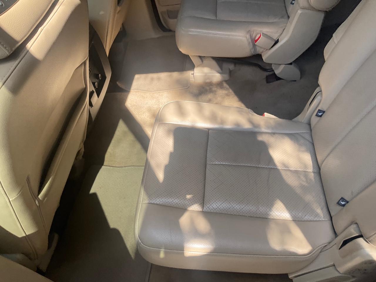Ford Expedition 4WD 4dr King Ranch 2014
