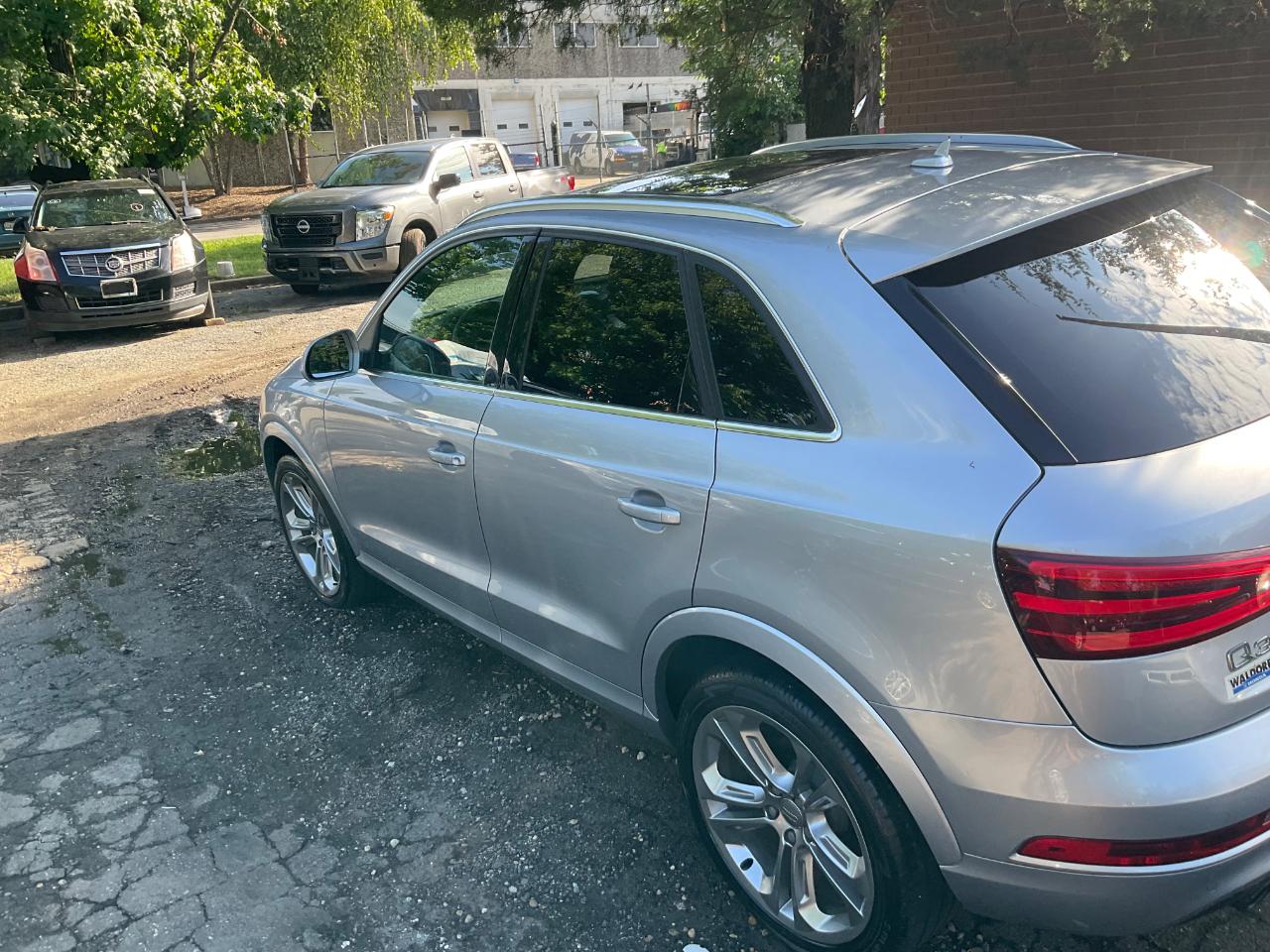 Audi Q3 quattro 4dr 2.0T Prestige 2015