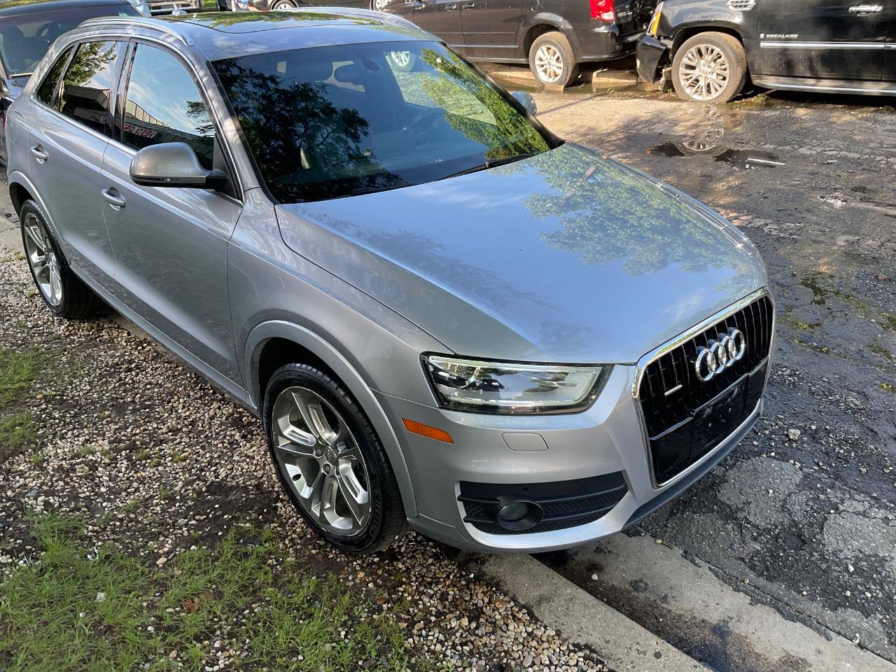 Audi Q3 quattro 4dr 2.0T Prestige 2015