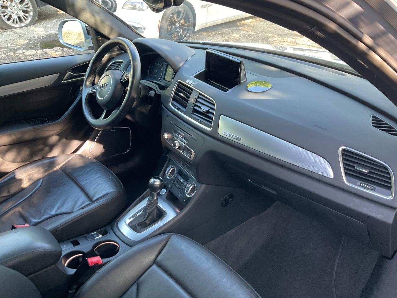 Audi Q3 quattro 4dr 2.0T Prestige 2015