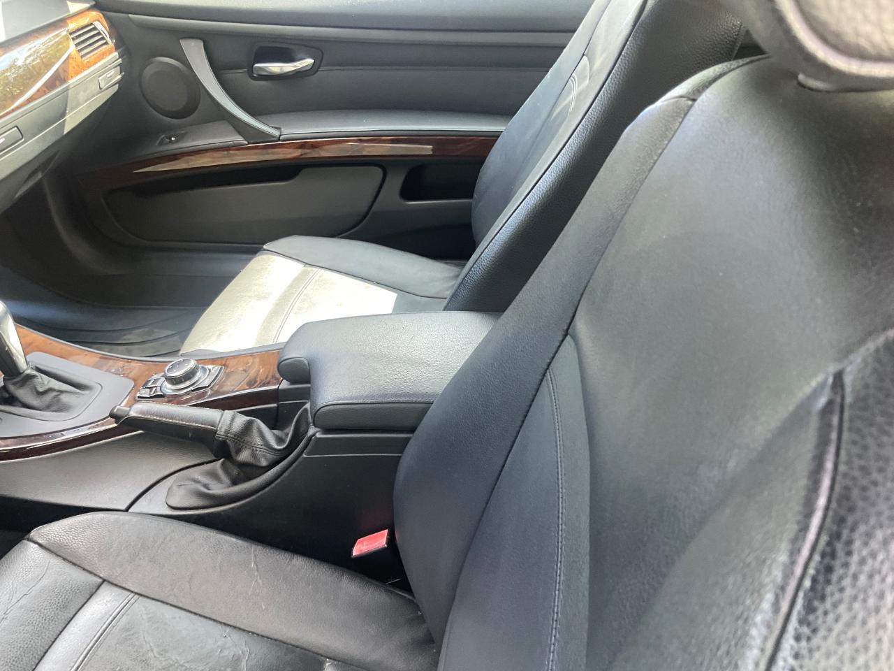 BMW 3 Series 2dr Cpe 328i xDrive AWD 2011