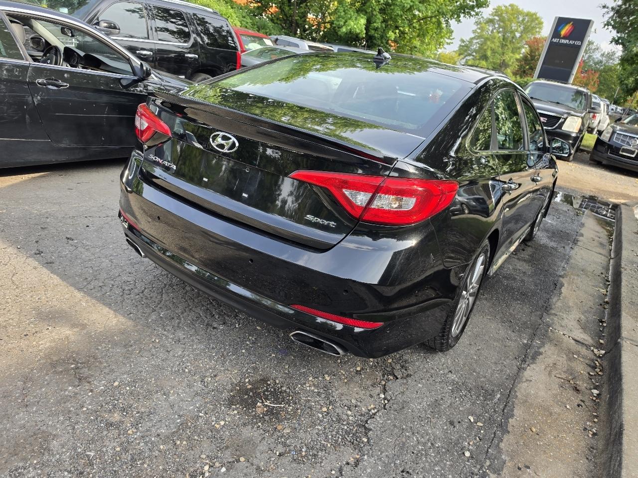 Hyundai Sonata 4dr Sdn 2.4L Sport PZEV 2016