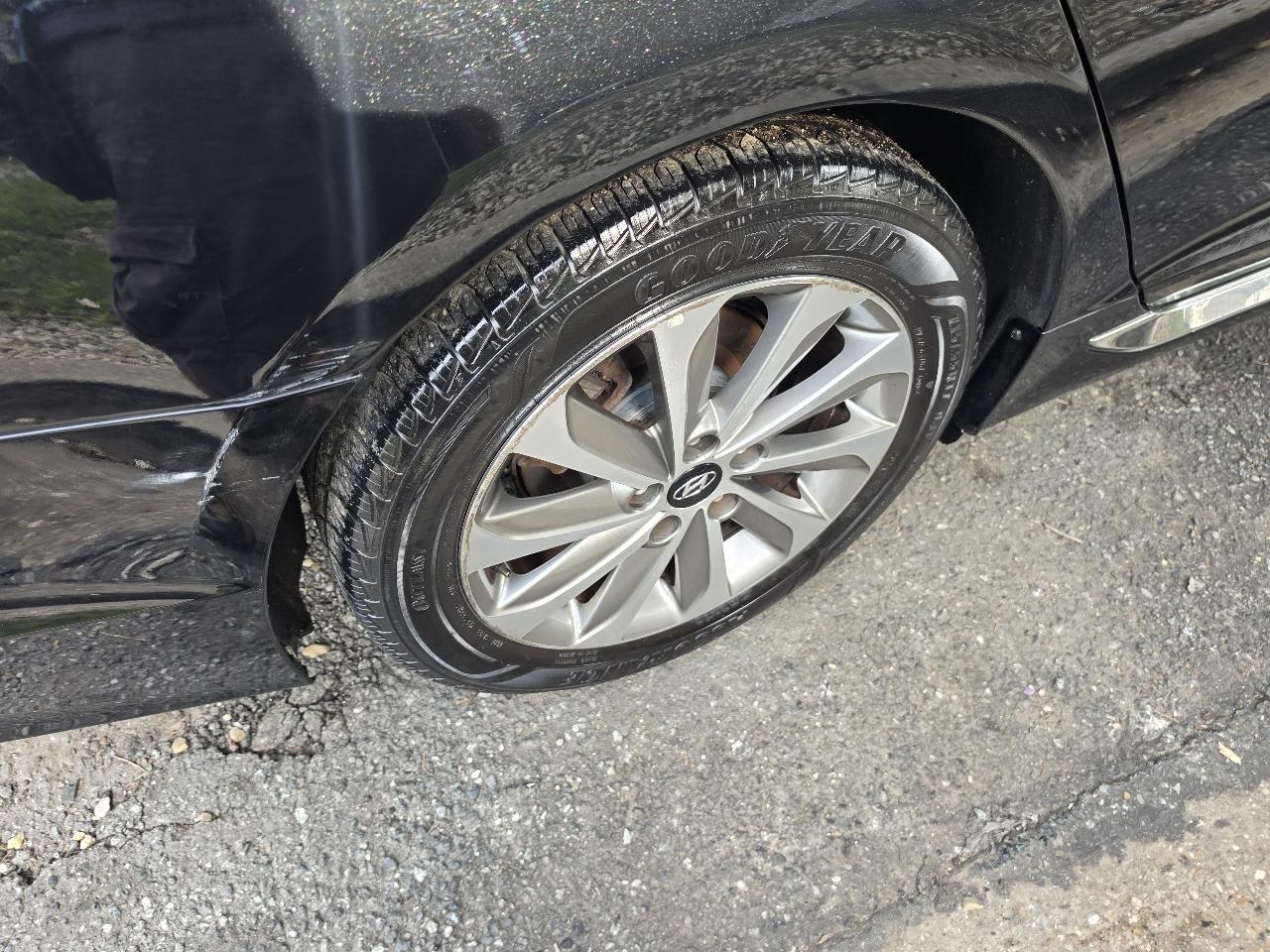 Hyundai Sonata 4dr Sdn 2.4L Sport PZEV 2016