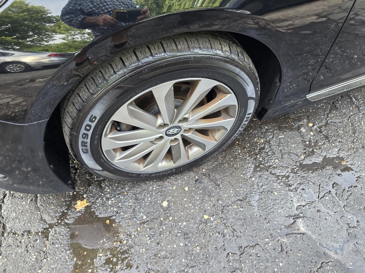 Hyundai Sonata 4dr Sdn 2.4L Sport PZEV 2016