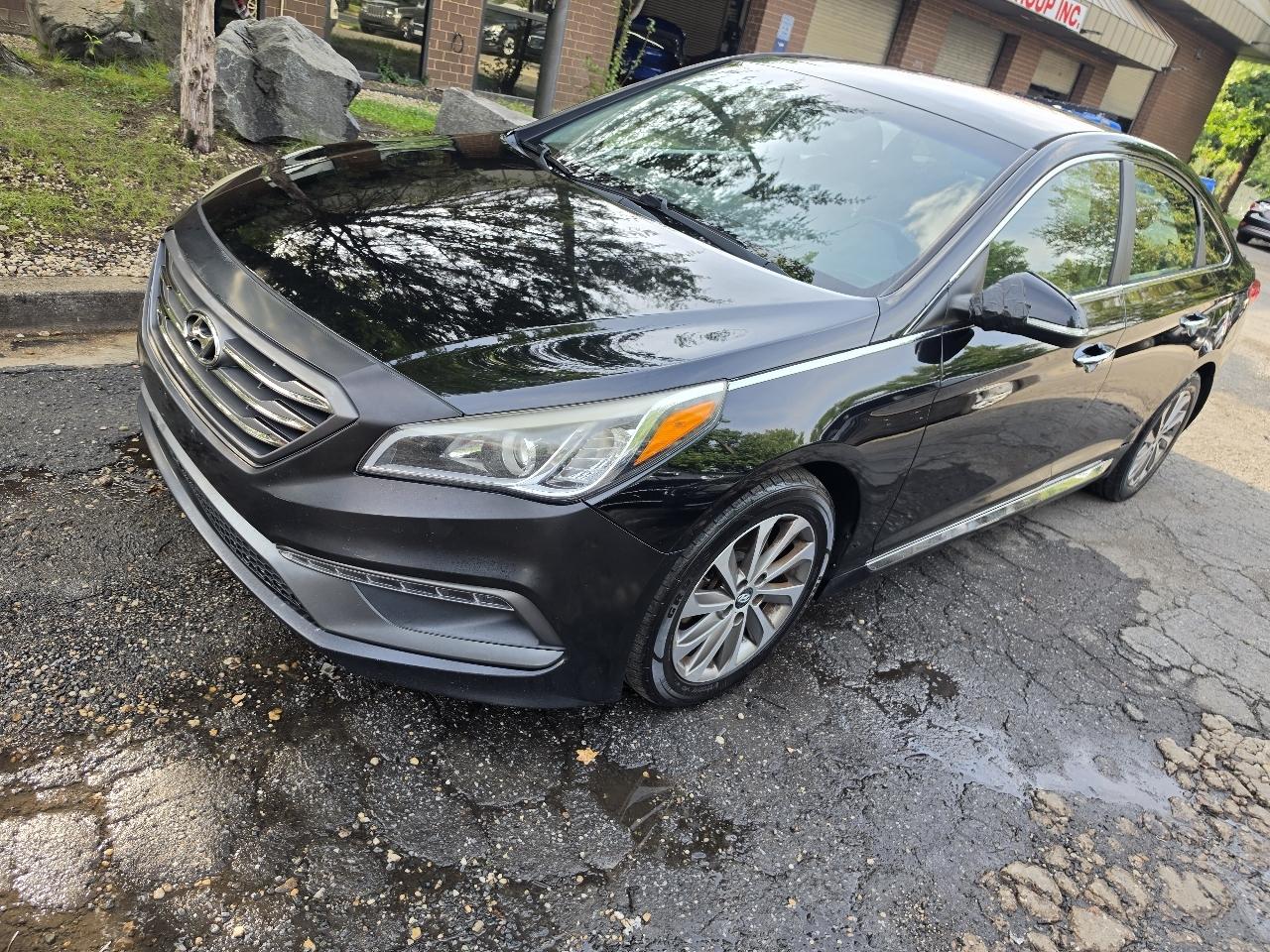 Hyundai Sonata 4dr Sdn 2.4L Sport PZEV 2016