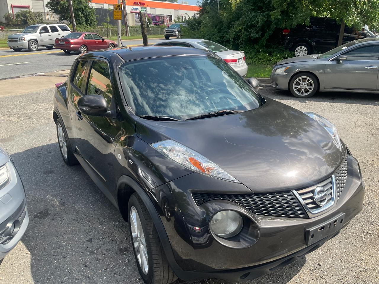 Nissan Juke 5dr Wgn CVT SV AWD 2013