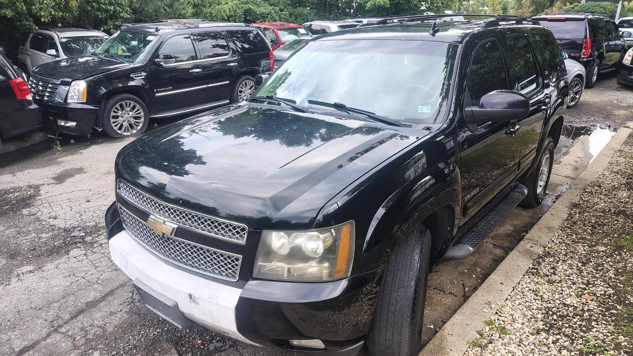 Chevrolet Tahoe 4WD 4dr 1500 LT 2011