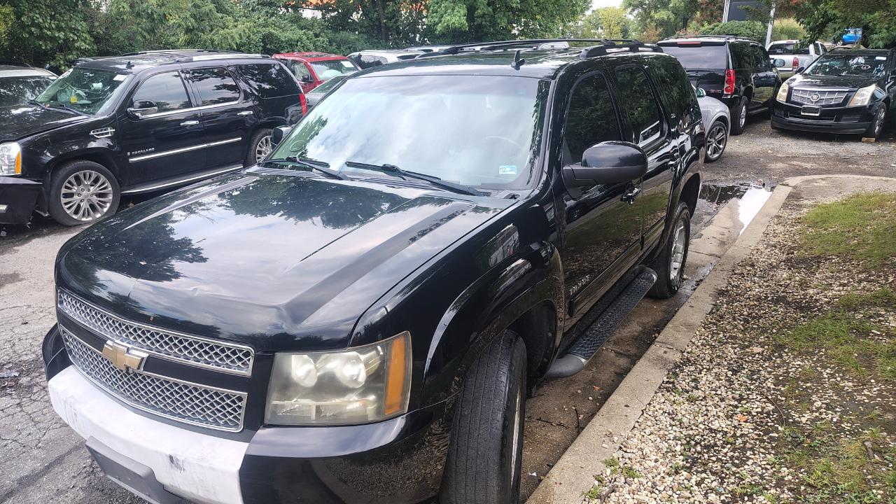 Chevrolet Tahoe 4WD 4dr 1500 LT 2011