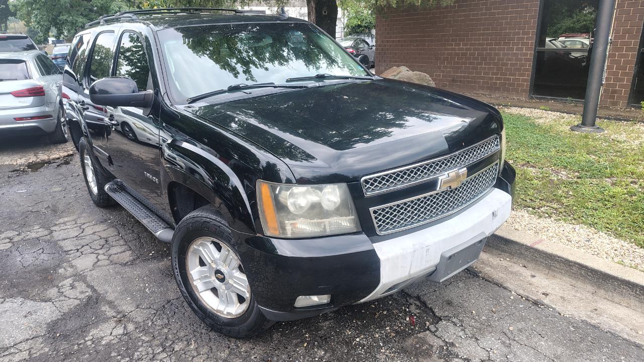 Chevrolet Tahoe 4WD 4dr 1500 LT 2011