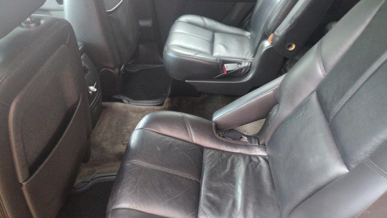 Chevrolet Tahoe 4WD 4dr 1500 LT 2011