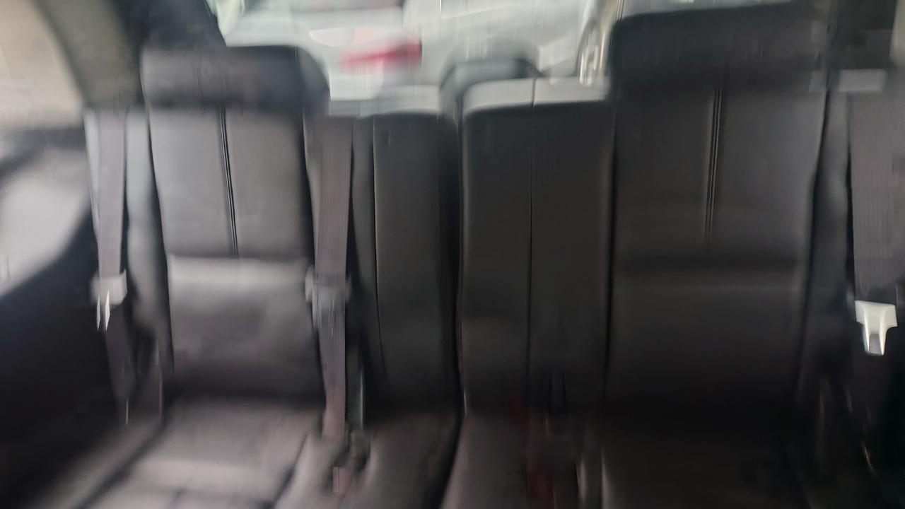 Chevrolet Tahoe 4WD 4dr 1500 LT 2011