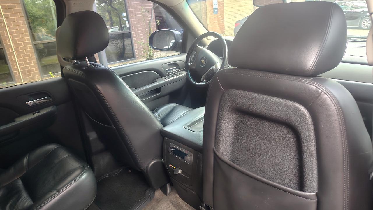 Chevrolet Tahoe 4WD 4dr 1500 LT 2011