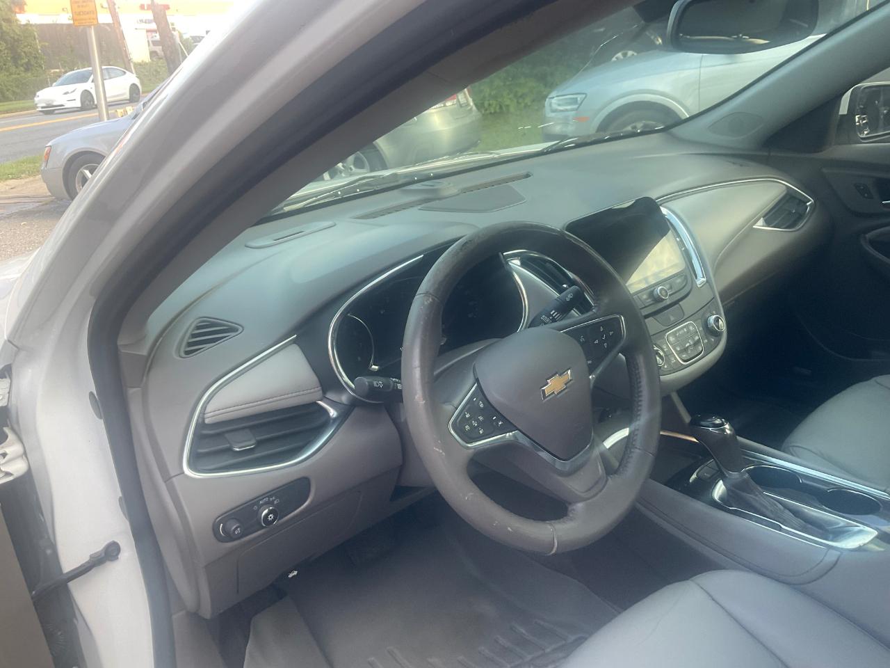 Chevrolet Malibu 4dr Sdn Premier w/2LZ 2016
