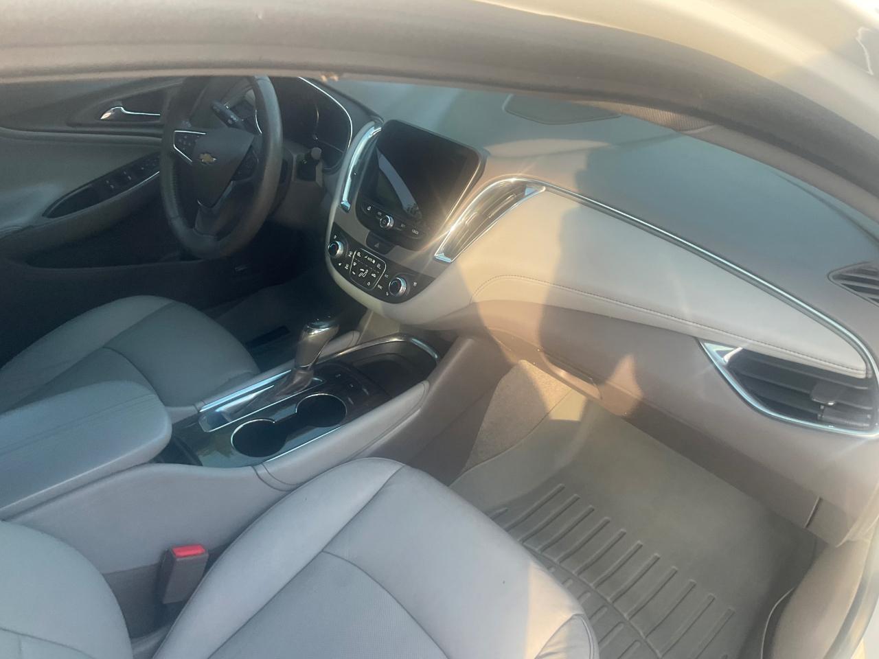 Chevrolet Malibu 4dr Sdn Premier w/2LZ 2016