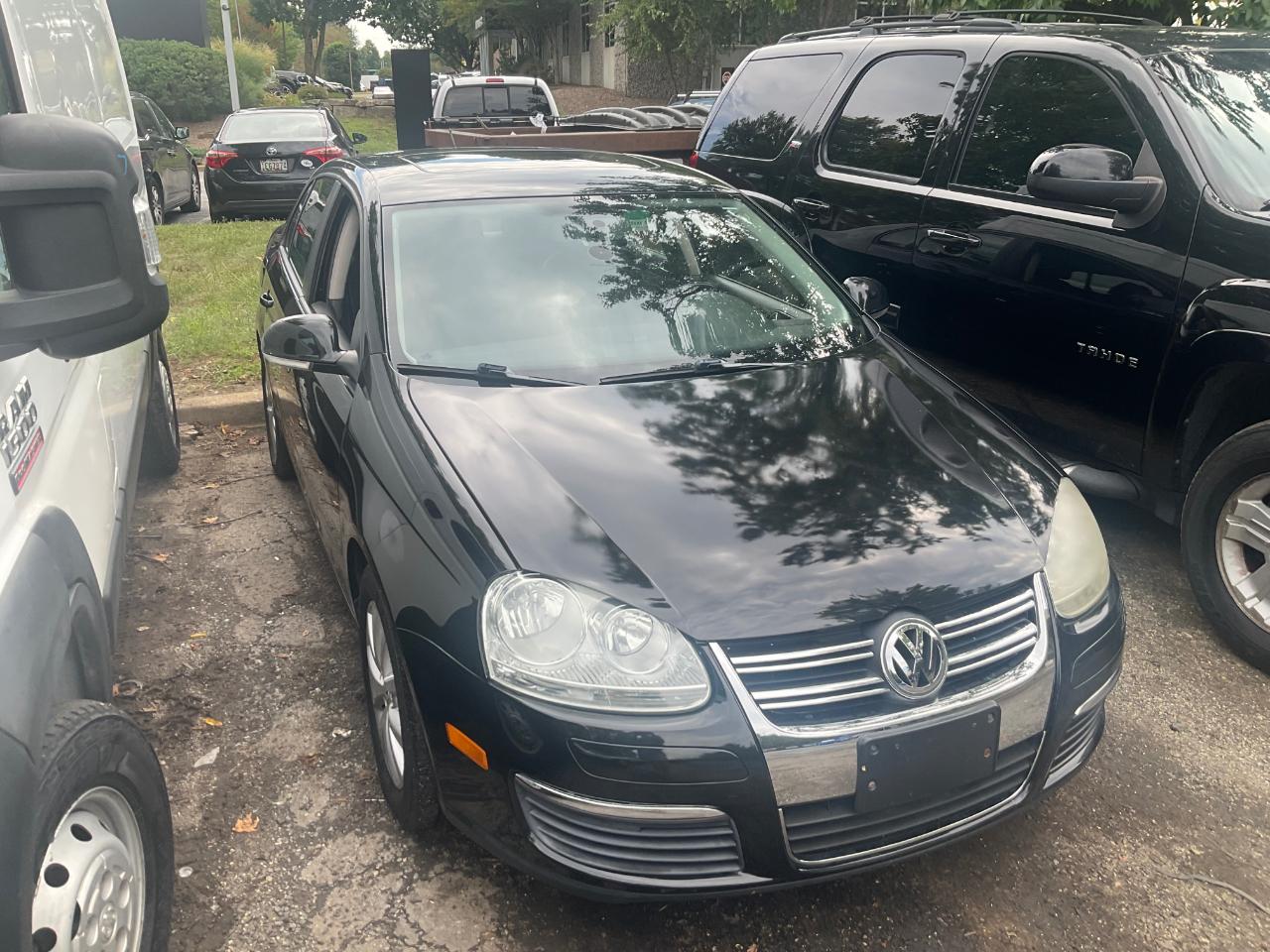 Volkswagen Jetta Sedan 4dr Auto Limited 2010