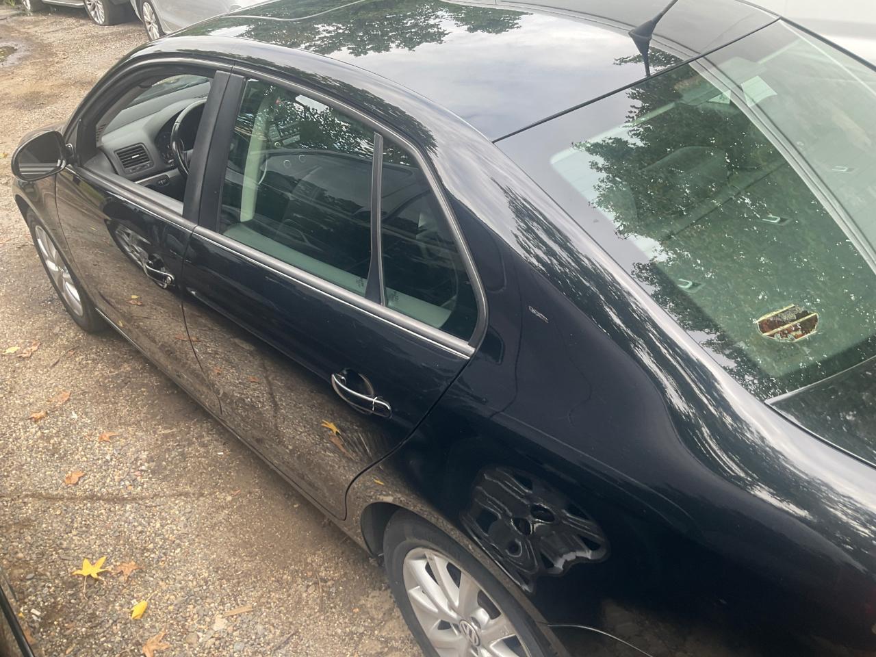 Volkswagen Jetta Sedan 4dr Auto Limited 2010
