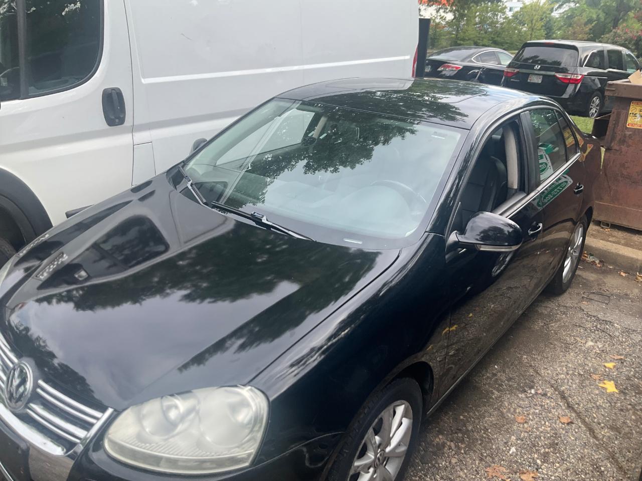 Volkswagen Jetta Sedan 4dr Auto Limited 2010