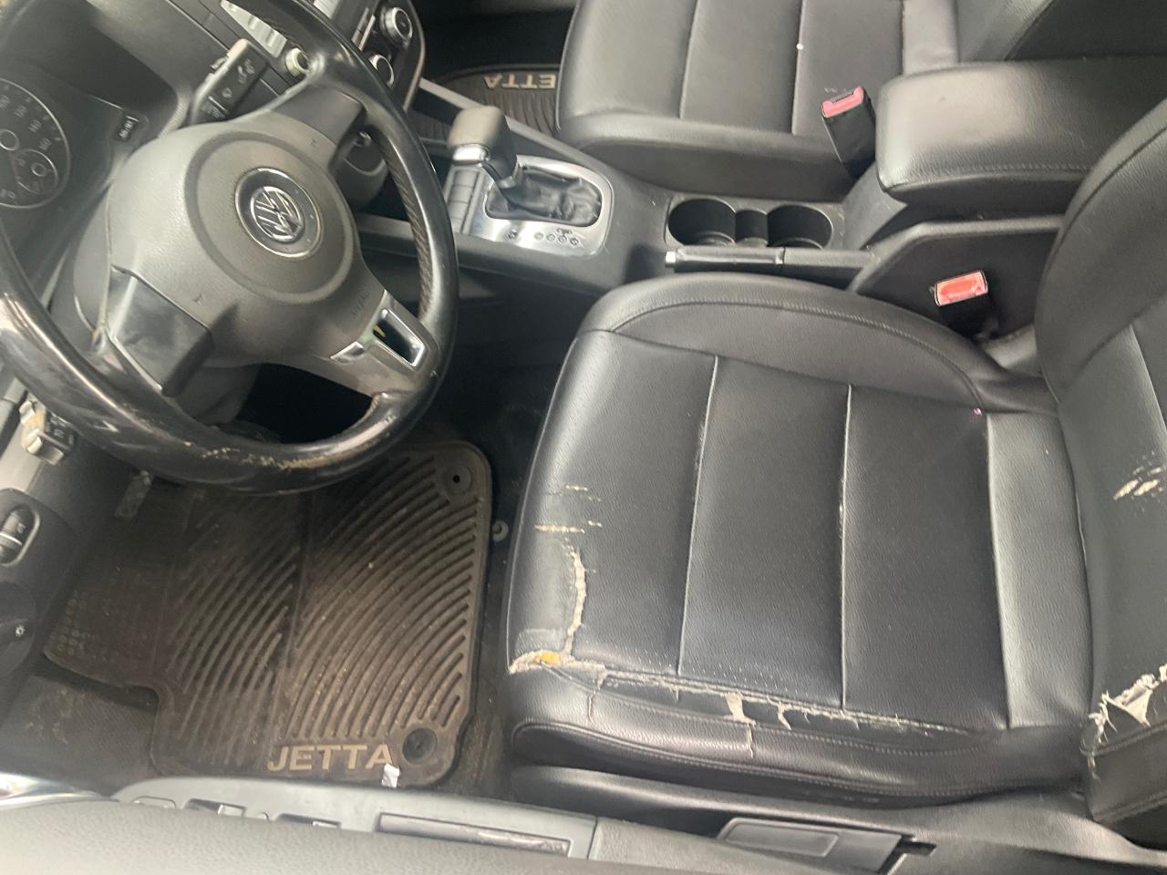 Volkswagen Jetta Sedan 4dr Auto Limited 2010