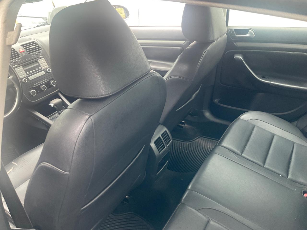 Volkswagen Jetta Sedan 4dr Auto Limited 2010