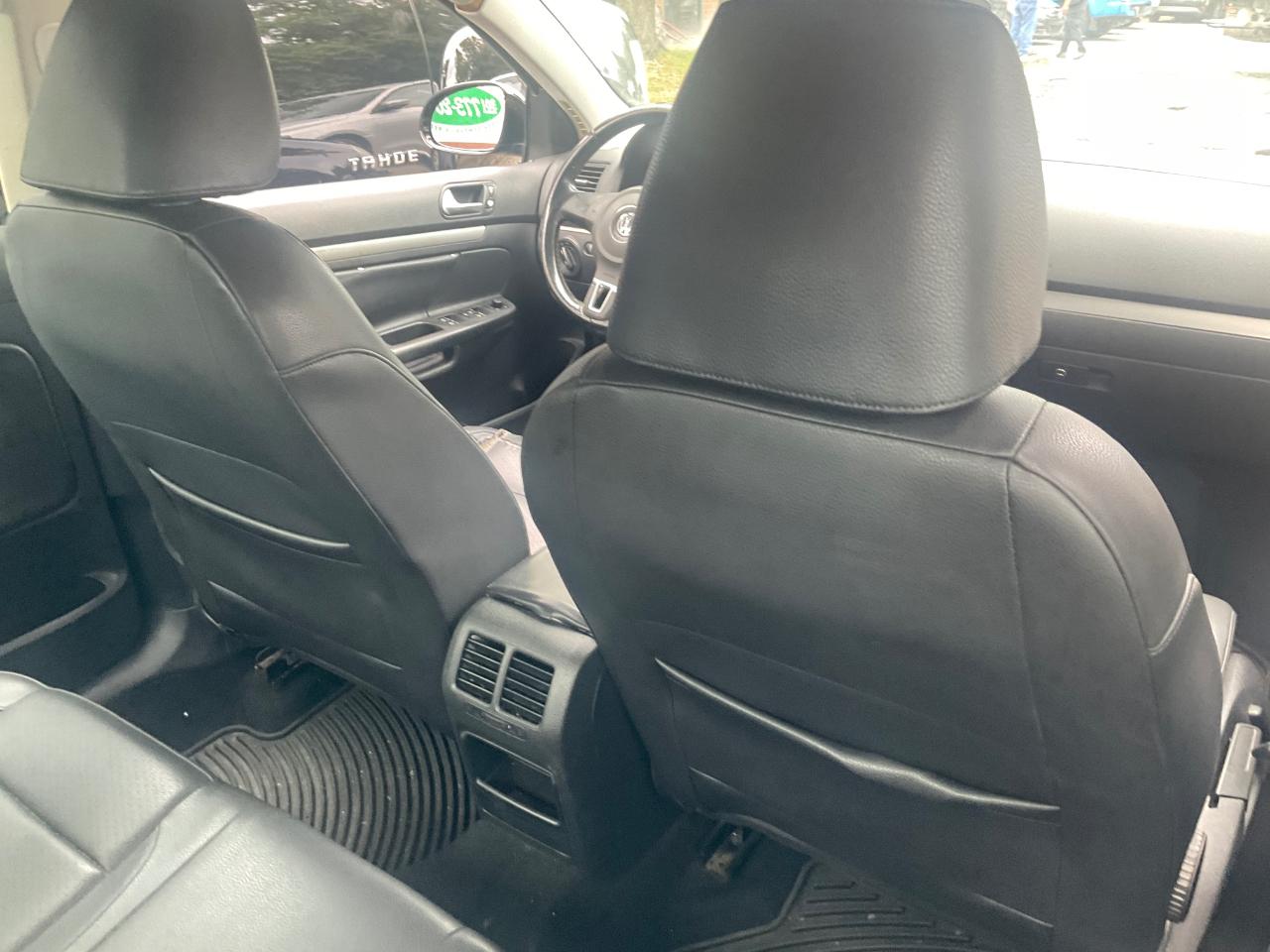 Volkswagen Jetta Sedan 4dr Auto Limited 2010